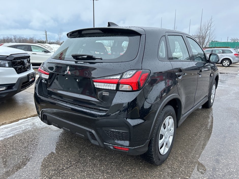 2022 Mitsubishi RVR ES-5