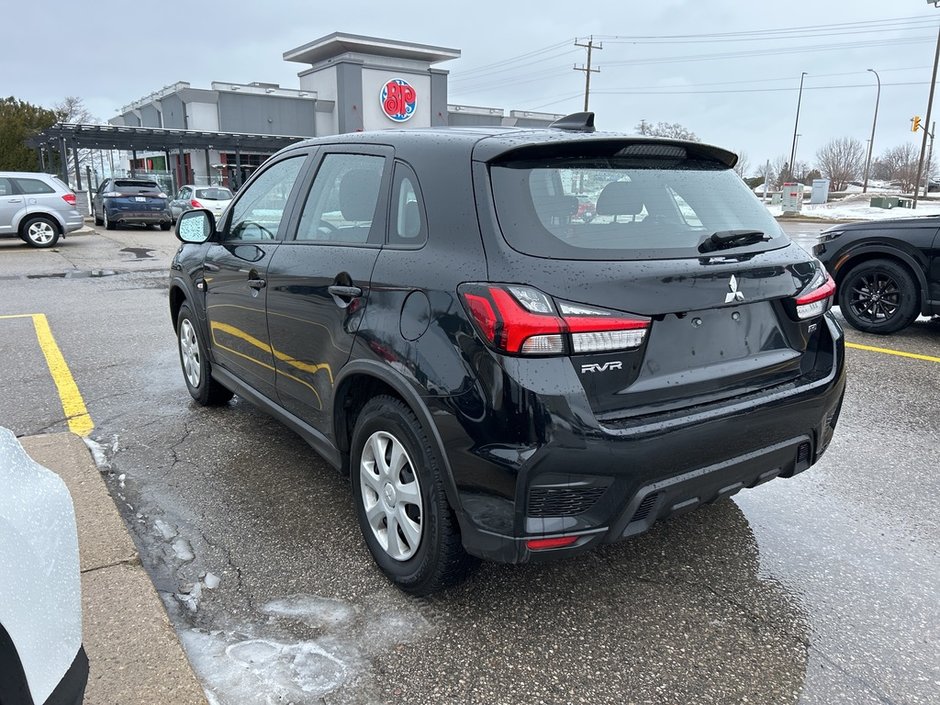 2022 Mitsubishi RVR ES-7