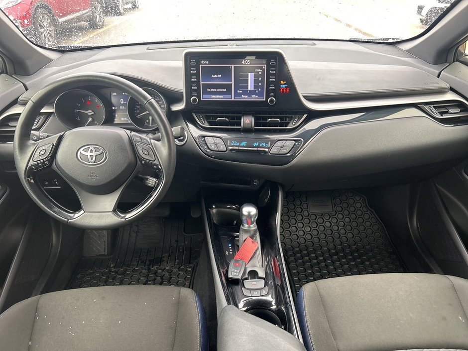 2021 Toyota C-HR XLE Premium-13