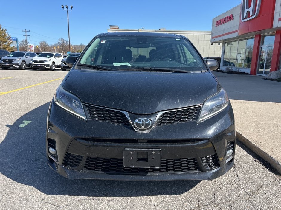 2020 Toyota Sienna SE-2