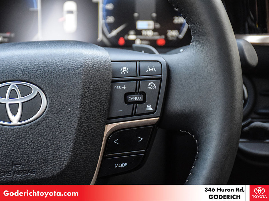 2025 Toyota Crown Signia Limited-15