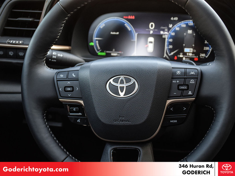 2025 Toyota Crown Signia Limited-16