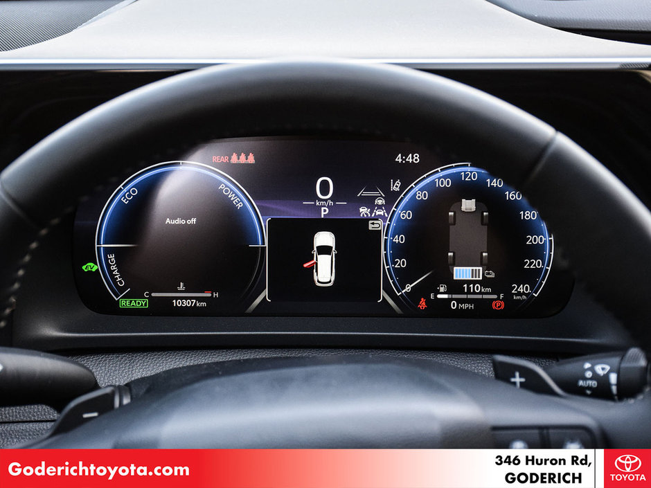 2025 Toyota Crown Signia Limited-12
