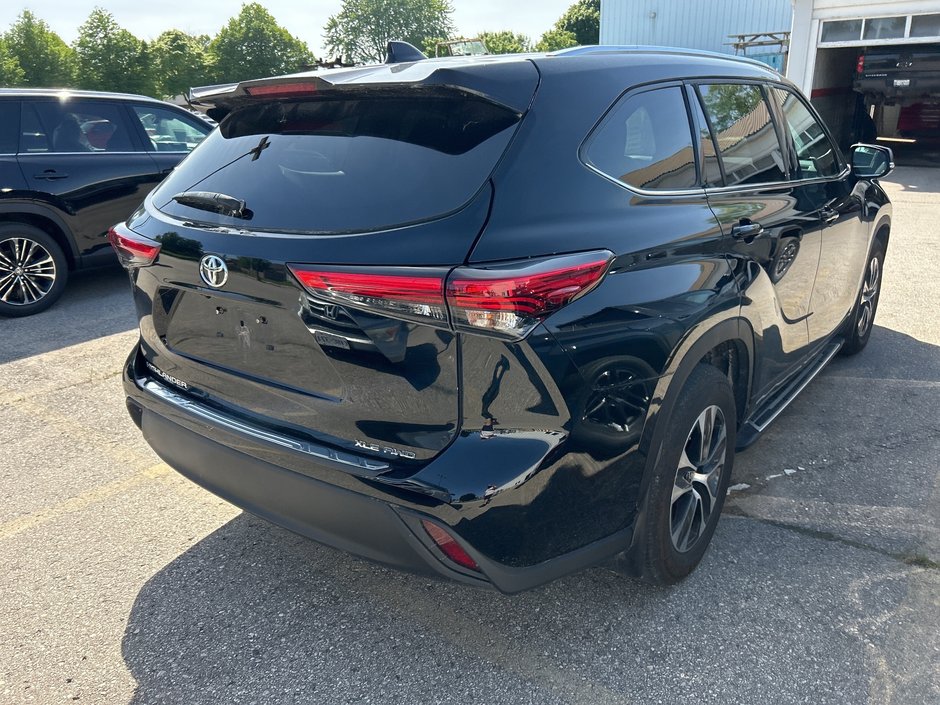 2021 Toyota Highlander XLE | #U11424 | Humberview Group in Ontario