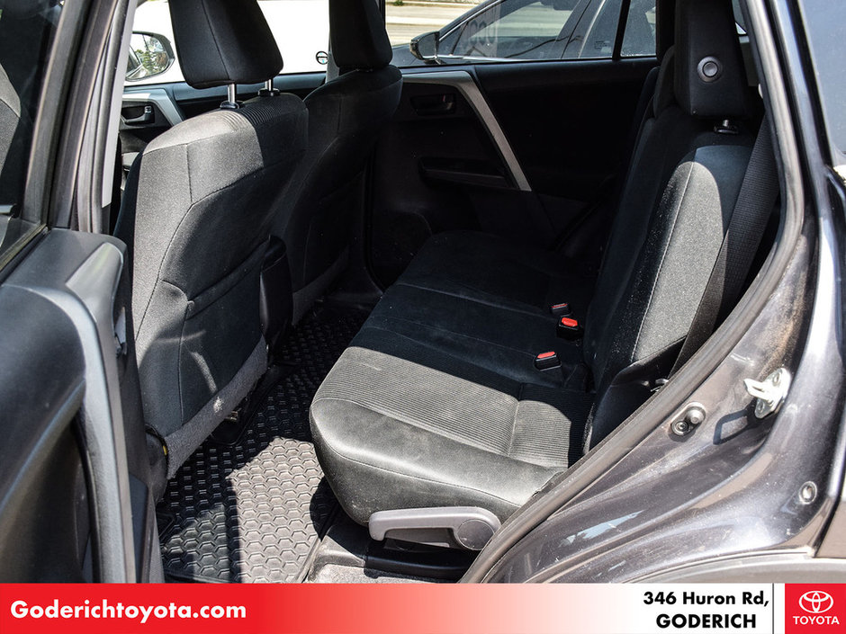 2018 Toyota RAV4 LE-10