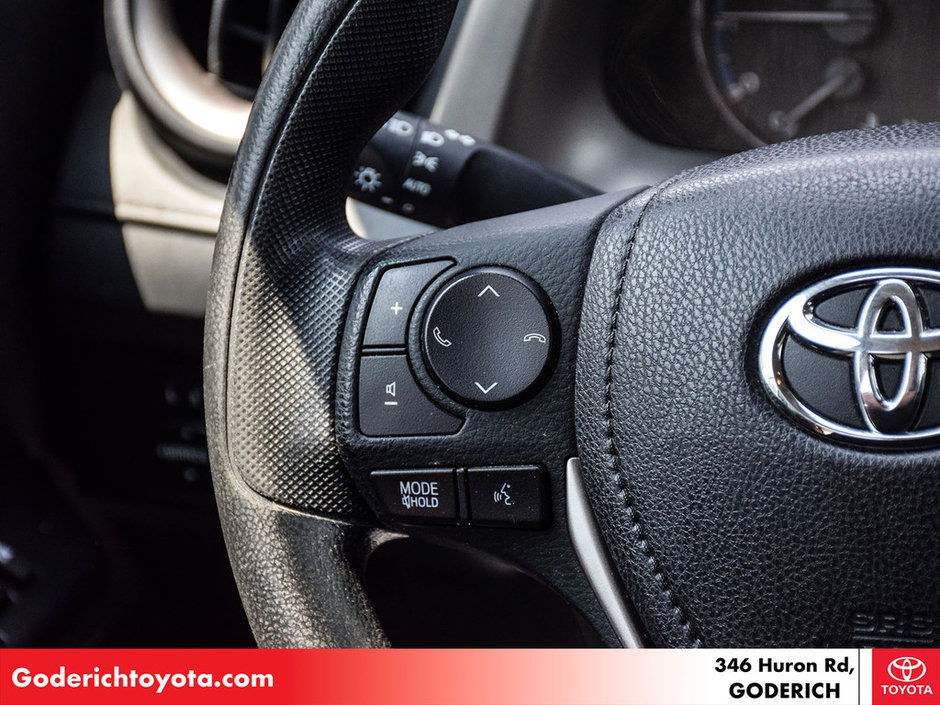 2018 Toyota RAV4 LE-13