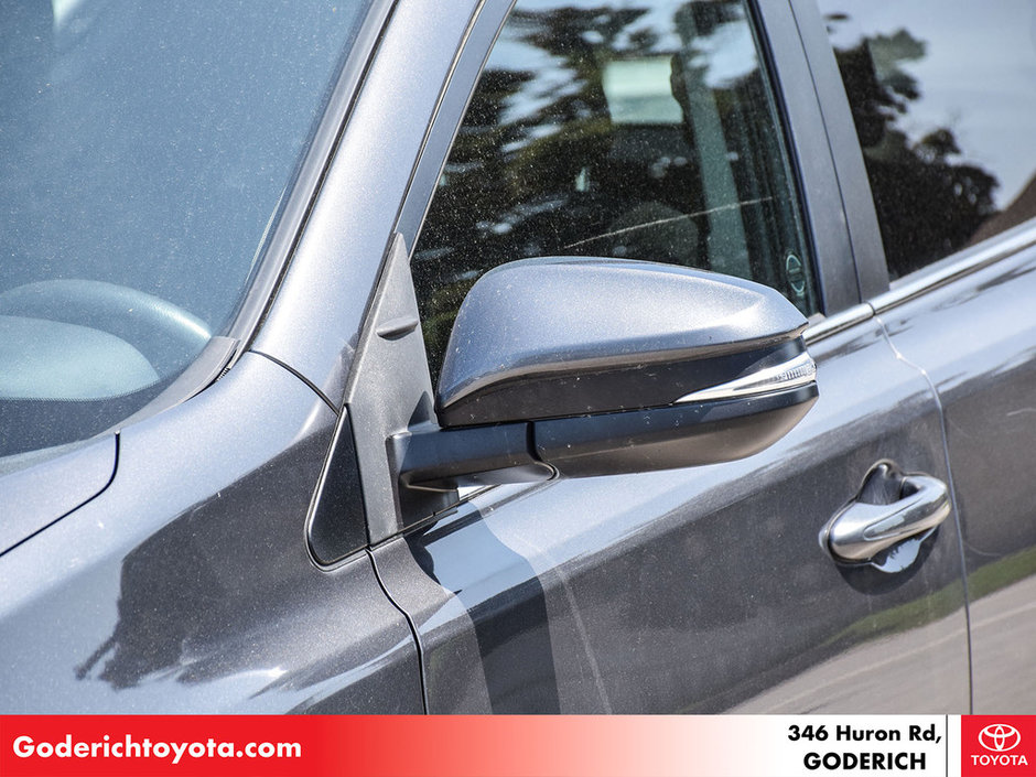 2018 Toyota RAV4 LE-2