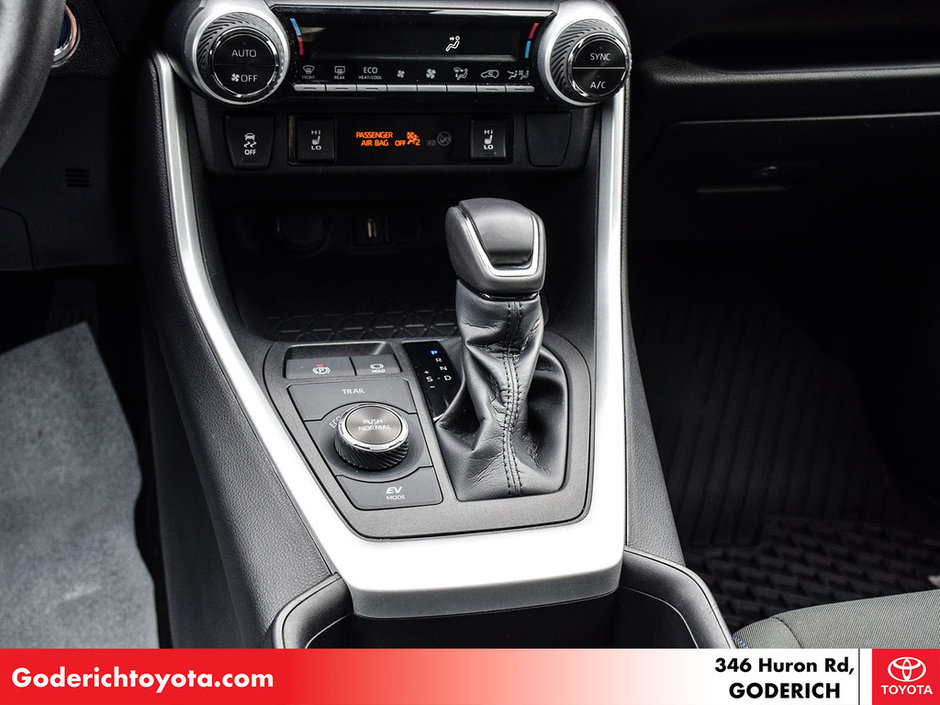 2022 Toyota RAV4 Hybrid SE-19