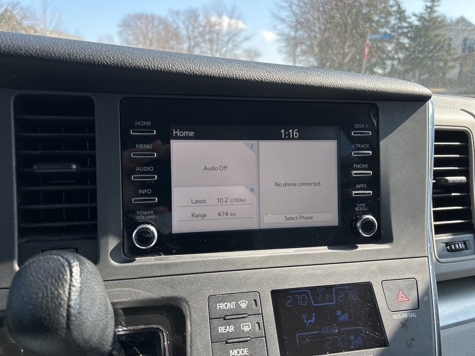 2018 Toyota Sienna 7 Passenger-16