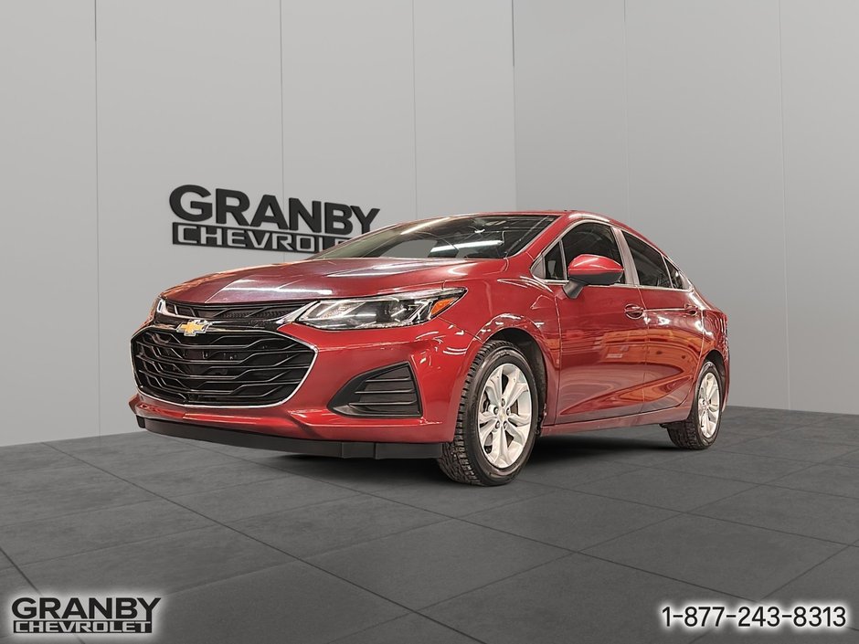 2019 Chevrolet Cruze LT AUTOM in Granby, Quebec - w940px