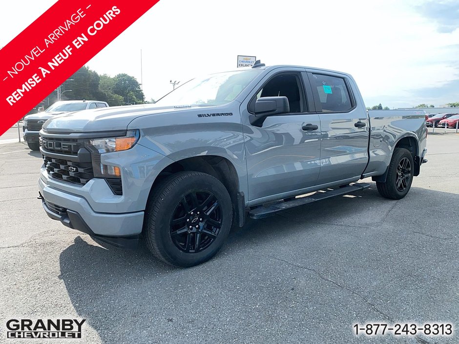 2024 Chevrolet Silverado 1500 Custom CREWCAB BOITE 6.6PIED in Granby, Quebec