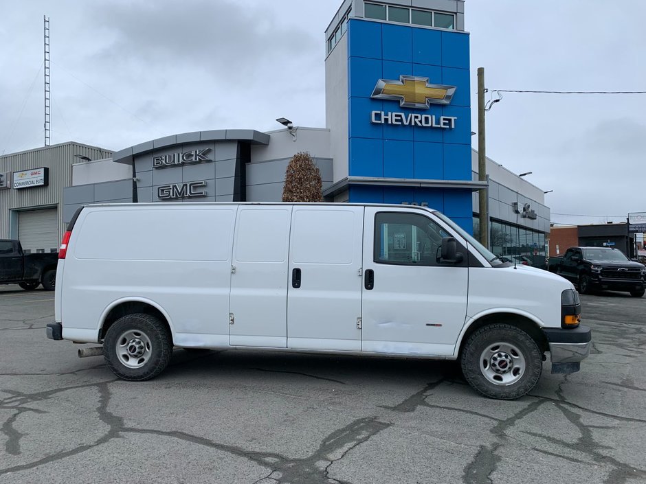 2019 savana cargo sales van