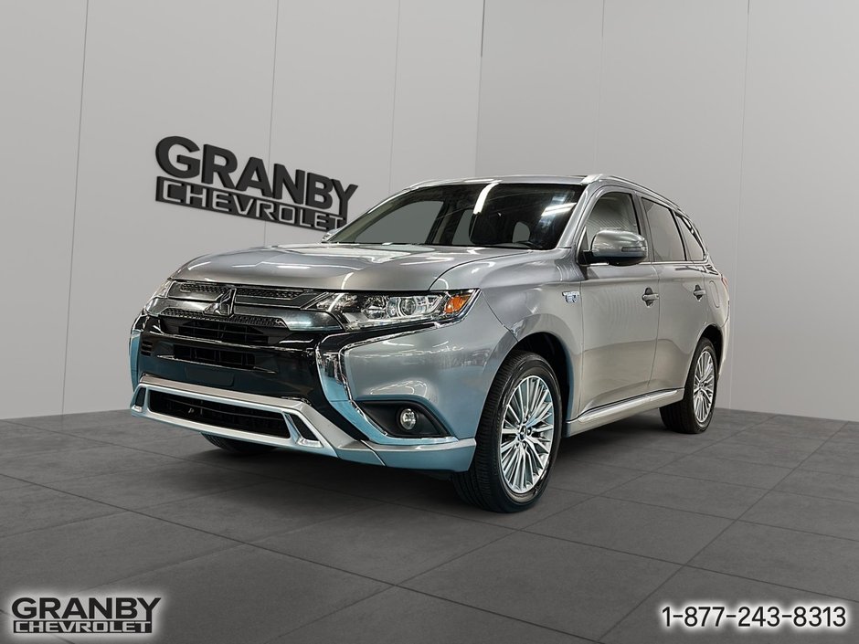 Mitsubishi Outlander PHEV  2020 à Granby, Québec - w940px