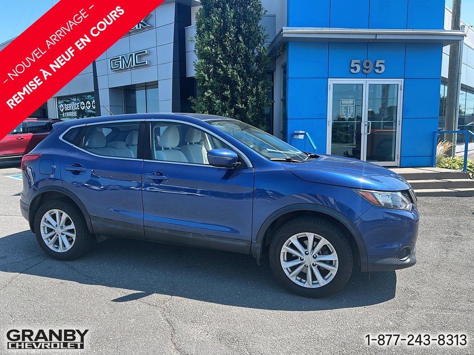 2018 Nissan Qashqai in Granby, Quebec - w940px