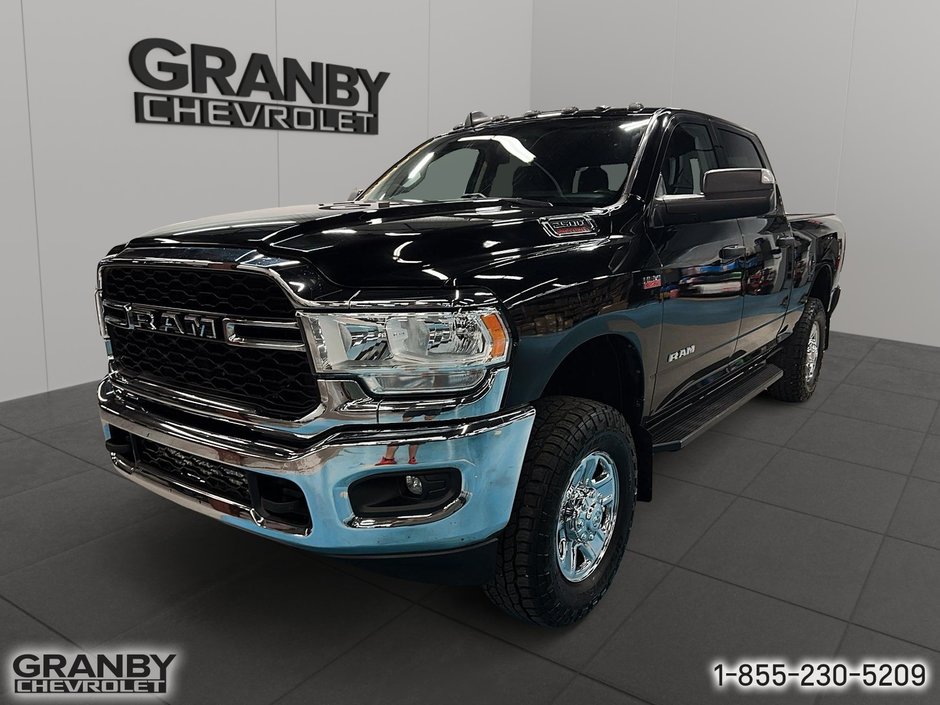 2019 Ram 2500 Tradesman CREWCAB BOITE 6.6 MOTEUR ESSENCE in Granby, Quebec