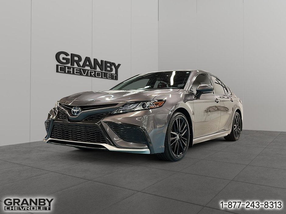 Toyota Camry  2023 à Granby, Québec - w940px