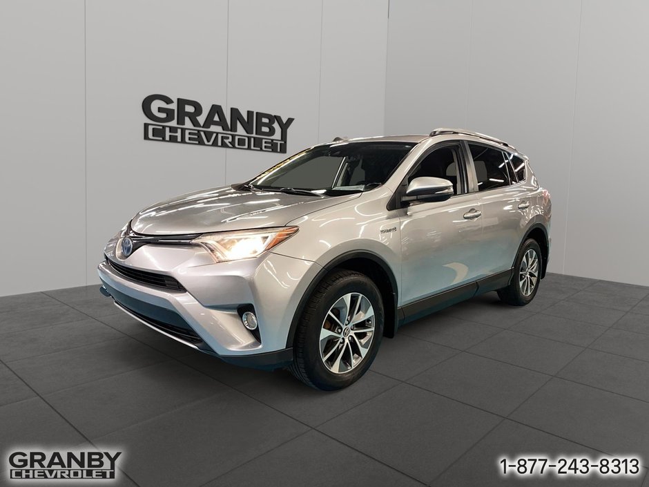 Toyota RAV4 Hybrid Hybride 2017 à Granby, Québec