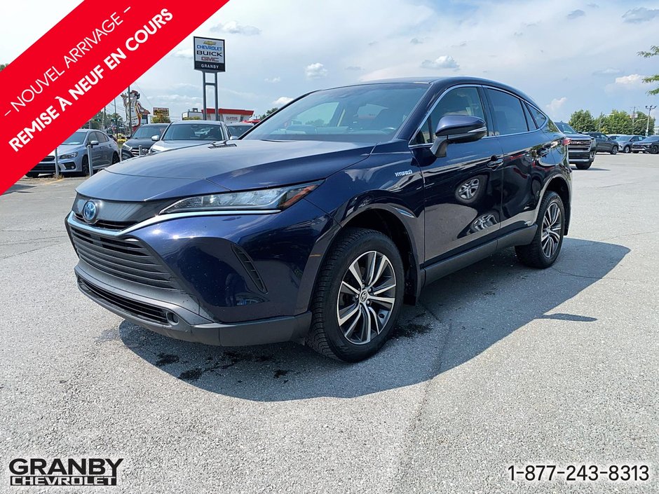 2021 Toyota Venza in Granby, Quebec - w940px