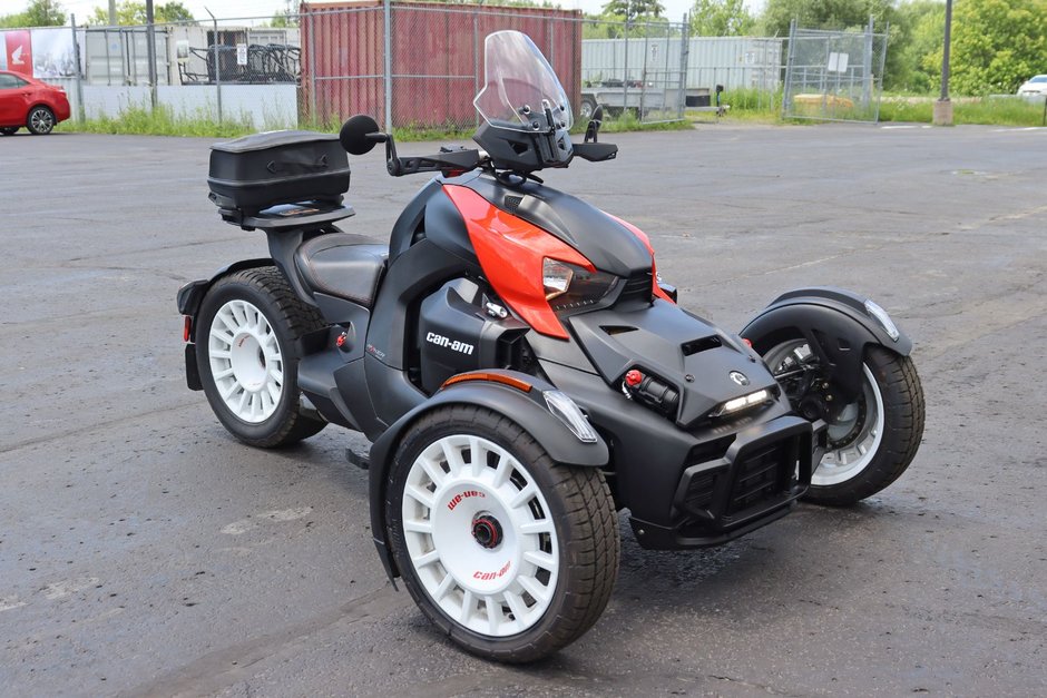 Can-Am RYKER RALLY EDITION  2023 à Sault Ste. Marie, Ontario - w940px