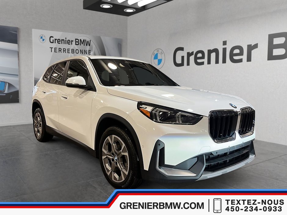 BMW X1 XDrive28i, Curved Display, CPO BMW Certified 2023 à Terrebonne, Québec - w940px