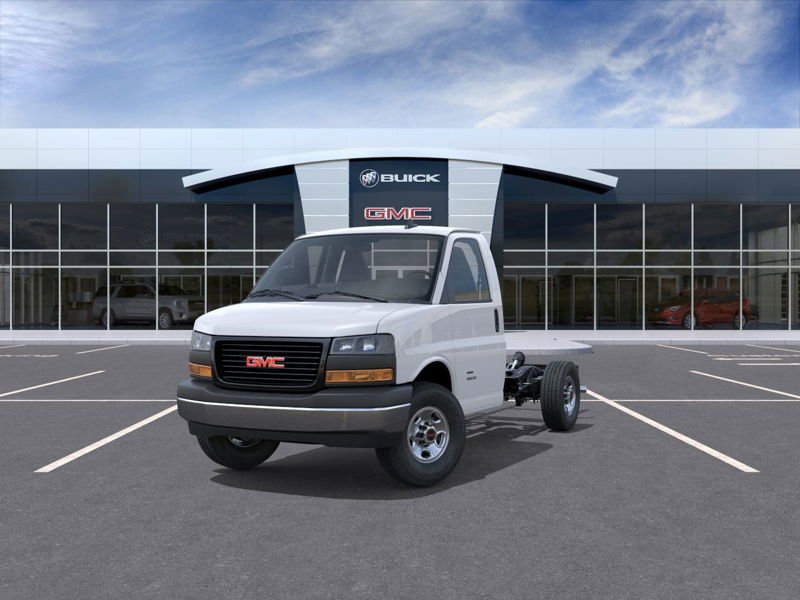 2025 GMC Savana Cutaway 3500 WT 139'' in Terrebonne, Quebec - w940px