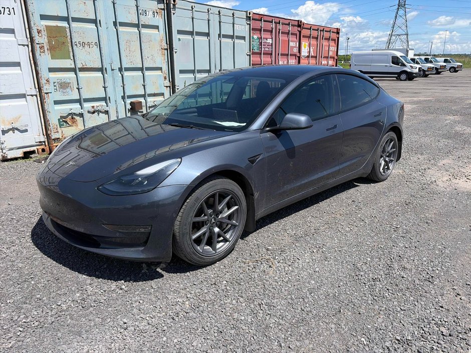 2022 Tesla Model 3 Cuir Toit Panoramique Bas Kilométrage in Terrebonne, Quebec - w940px