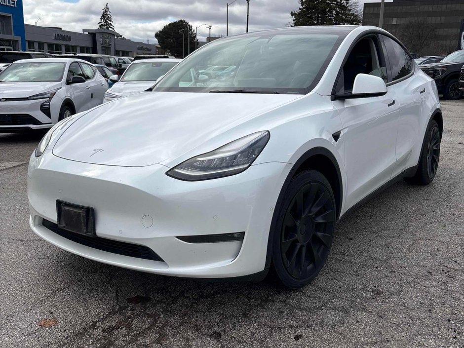 2021 Tesla Model Y Standard Range Toit Vitré in Terrebonne, Quebec - w940px
