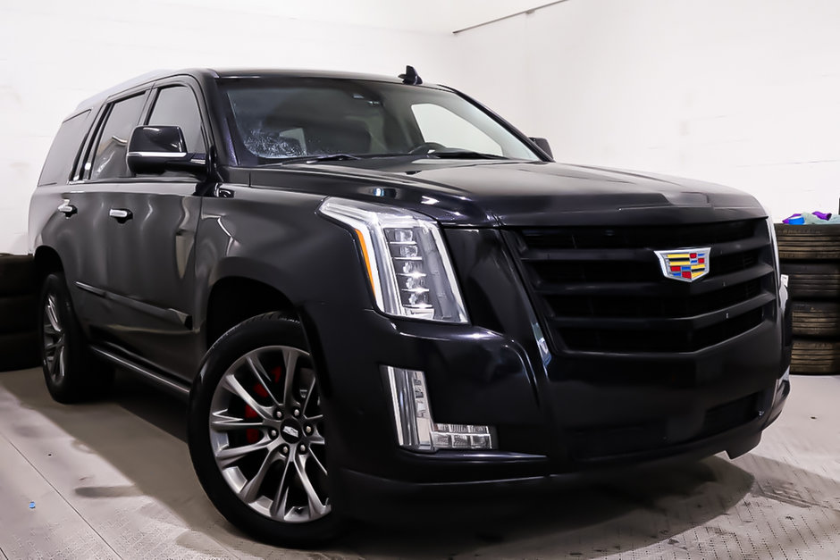 Cadillac Escalade PREMIUM LUXURY + AWD + TOIT OUVRANT + CUIR 2019 à Terrebonne, Québec - w940px
