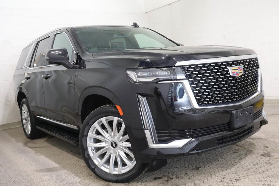 Cadillac Escalade LUXURY 4WD + V8 6.2L 2023 à Terrebonne, Québec - w940px