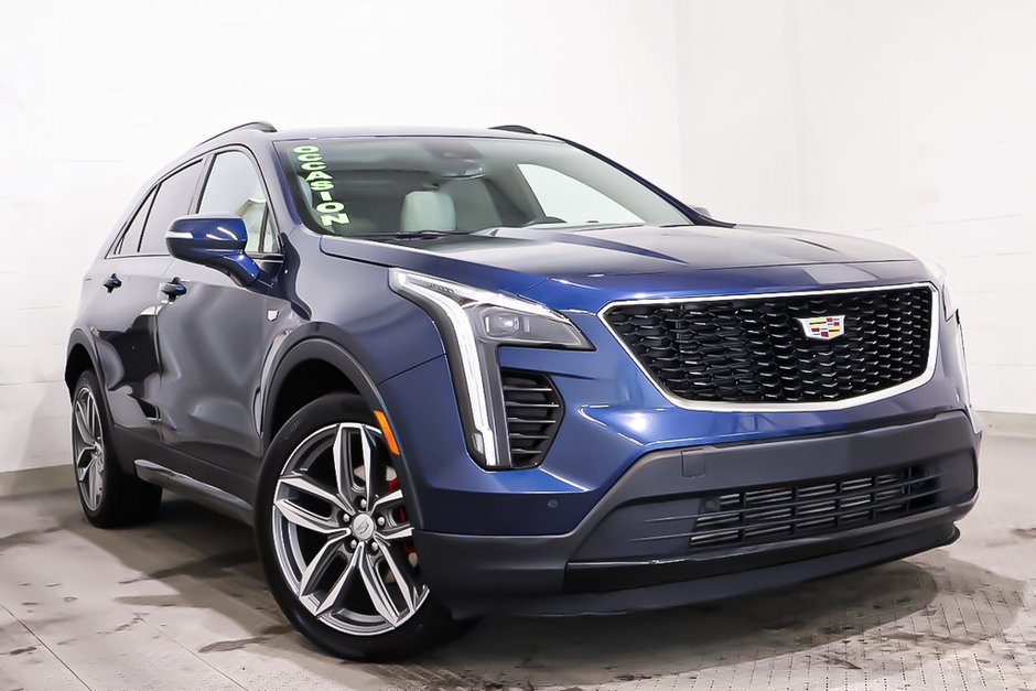 2021 Cadillac XT4 AWD SPORT + TOIT OUVRANT PANO in Terrebonne, Quebec - w940px