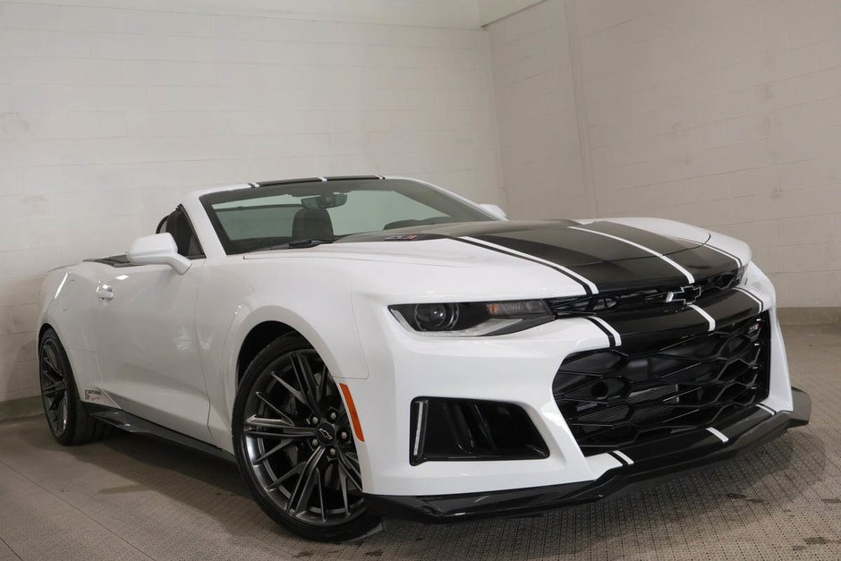 2022 Chevrolet Camaro ZL1 + CONVERTIBLE + RWD + AUTOMATIQUE in Terrebonne, Quebec - w940px