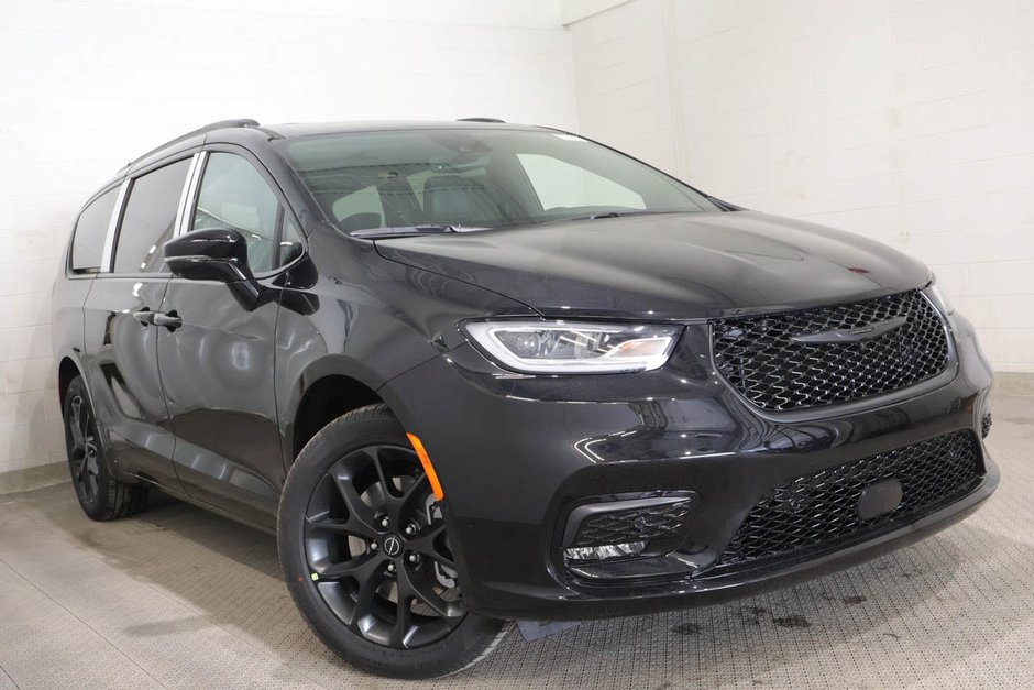 Chrysler Pacifica SELECT AWD 2026 à Terrebonne, Québec - w940px