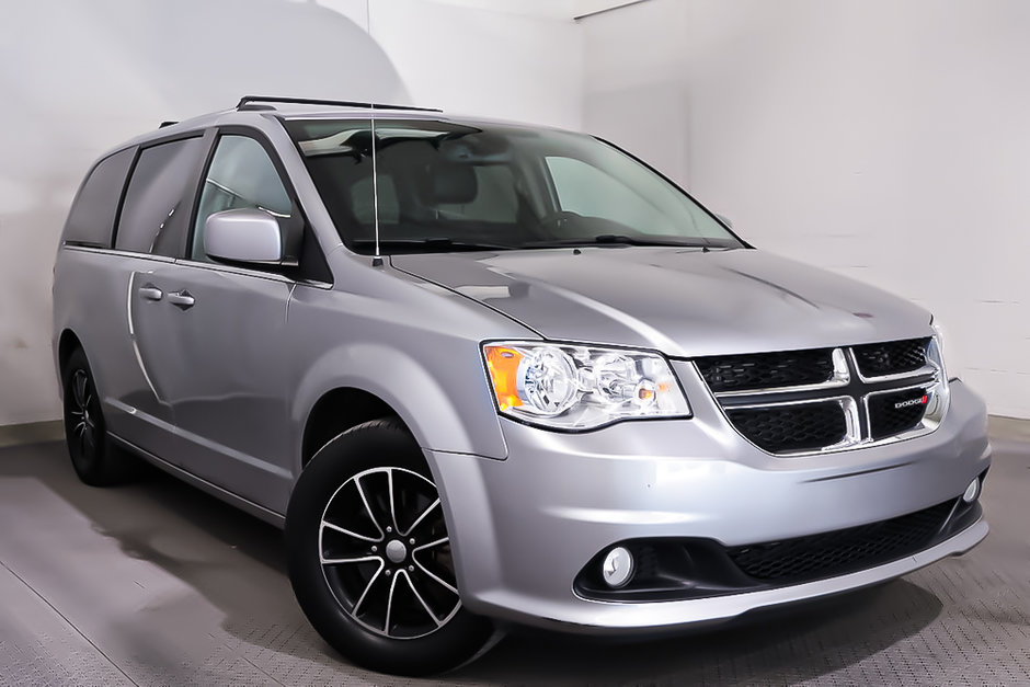 2018 Dodge Grand Caravan CREW  PLUS + STOW N GO + NAV  + CUIR in Terrebonne, Quebec - w940px