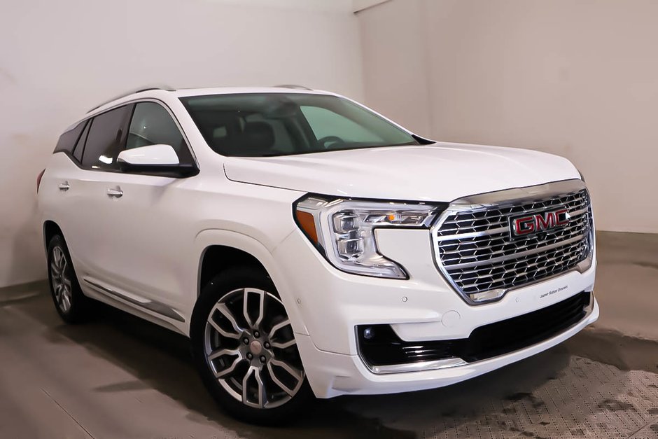 2023 GMC Terrain DENALI + AWD + TOIT OUVRANT PANORAMIQUE in Terrebonne, Quebec - w940px