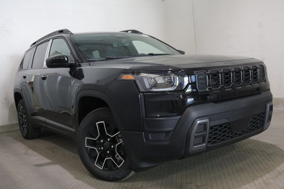 2026 Jeep Cherokee BASE in Terrebonne, Quebec - w940px
