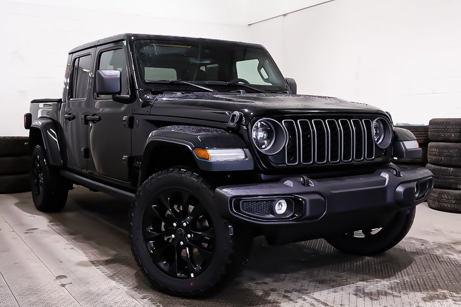 Jeep Gladiator NIGHTHAWK 2025 à Terrebonne, Québec - w940px