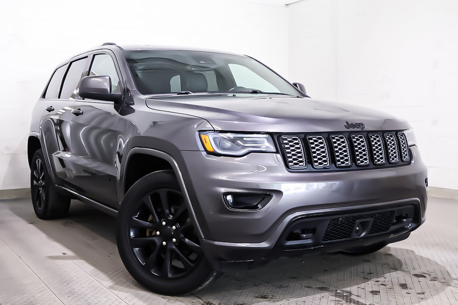 2020 Jeep Grand Cherokee ALTITUDE + 4X4 + V6 3.6L + TOIT OUVRANT in Terrebonne, Quebec - w940px