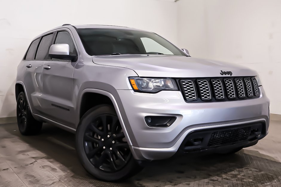 Jeep Grand Cherokee ALTITUDE + 4X4 + TOIT OUVRANT 2021 à Terrebonne, Québec - w940px