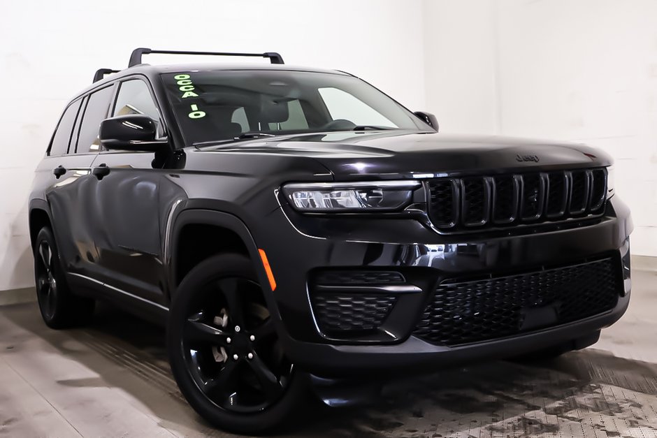 2023 Jeep Grand Cherokee ALTITUDE + 4X4 + V6 3.6L + ALLURE NOIRE in Terrebonne, Quebec - w940px