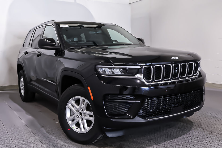 2024 Jeep Grand Cherokee LAREDO in Terrebonne, Quebec - w940px