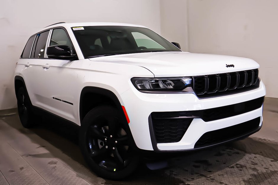Jeep Grand Cherokee ALTITUDE 2026 à Terrebonne, Québec - w940px