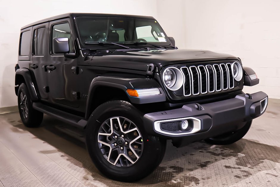 Jeep Wrangler 4-Door SAHARA 2026 à Terrebonne, Québec - w940px
