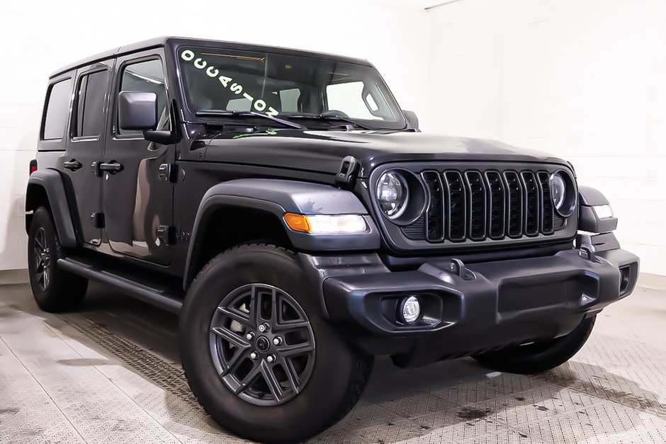 Jeep Wrangler 4P SPORT S + 4X4 + ENSEMBLE REMORQUAGE 2024 à Terrebonne, Québec - w940px