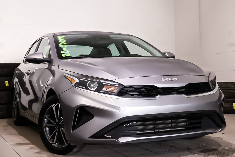 Kia Forte EX + AUTOMATIQUE + GROUPE ELECTRIQUE+ A/C 2023 à Terrebonne, Québec - w940px
