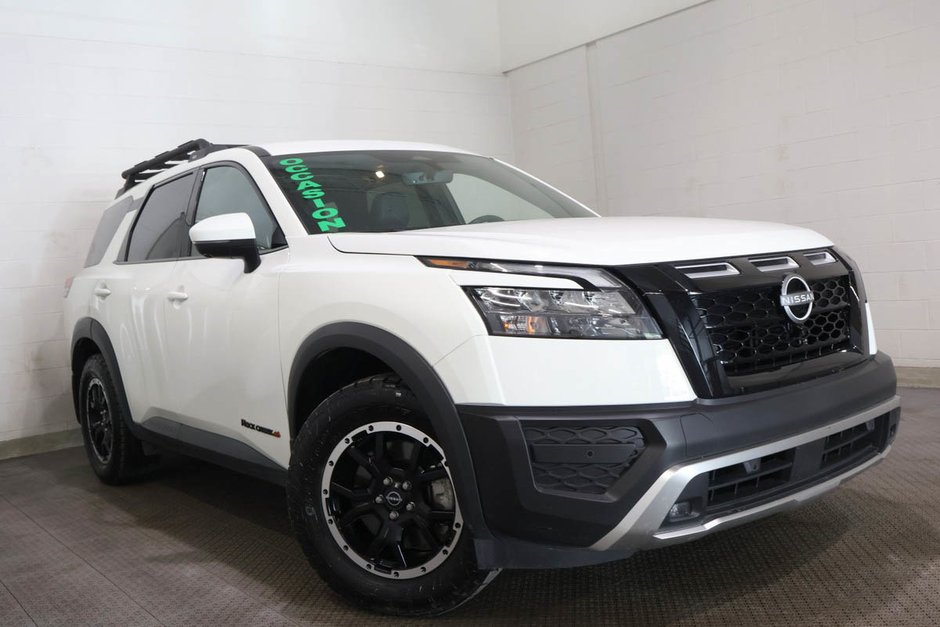 2025 Nissan Pathfinder SV ROCK CREEK + AWD + CUIR + CARPLAY in Terrebonne, Quebec - w940px