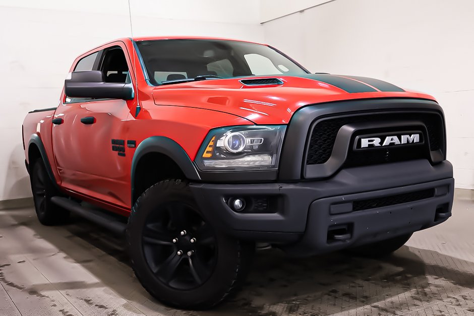 Ram 1500 Classic WARLOCK + 4X4 + CREW CAB + V8 HEMI 5.7L 2021 à Terrebonne, Québec - w940px