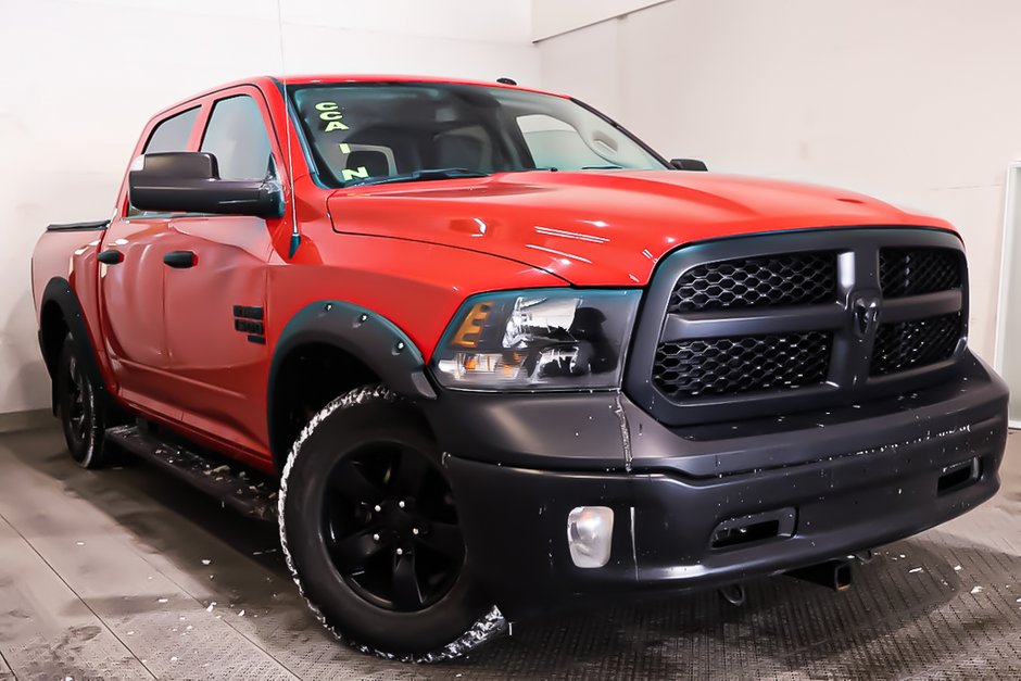 2023 Ram 1500 Classic TRADESMAN + 4X4 + CREW CAB + V6 3.6L in Terrebonne, Quebec - w940px