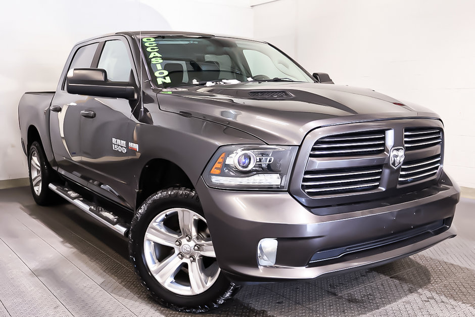 Ram 1500 SPORT + 4X4 + V8 + CREW CAB + ENS REMORQUAGE 2017 à Terrebonne, Québec - w940px