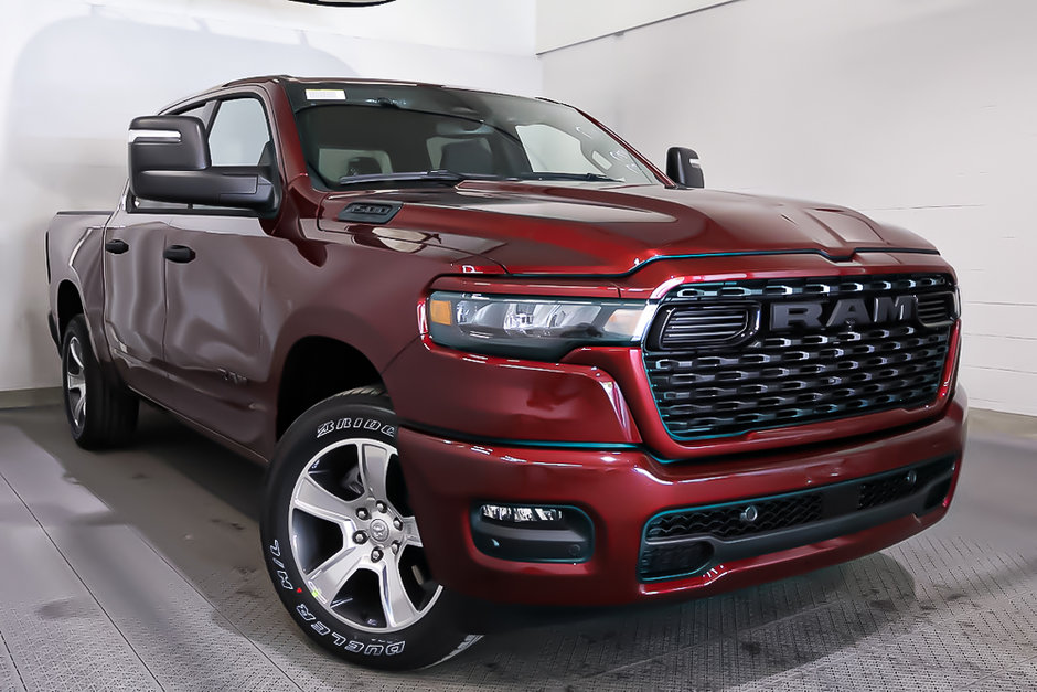 2025 Ram 1500 TRADESMAN in Terrebonne, Quebec - w940px