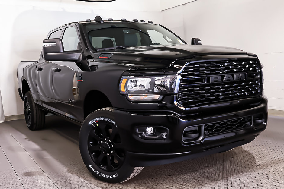 2024 Ram 2500 BIG HORN in Terrebonne, Quebec - w940px